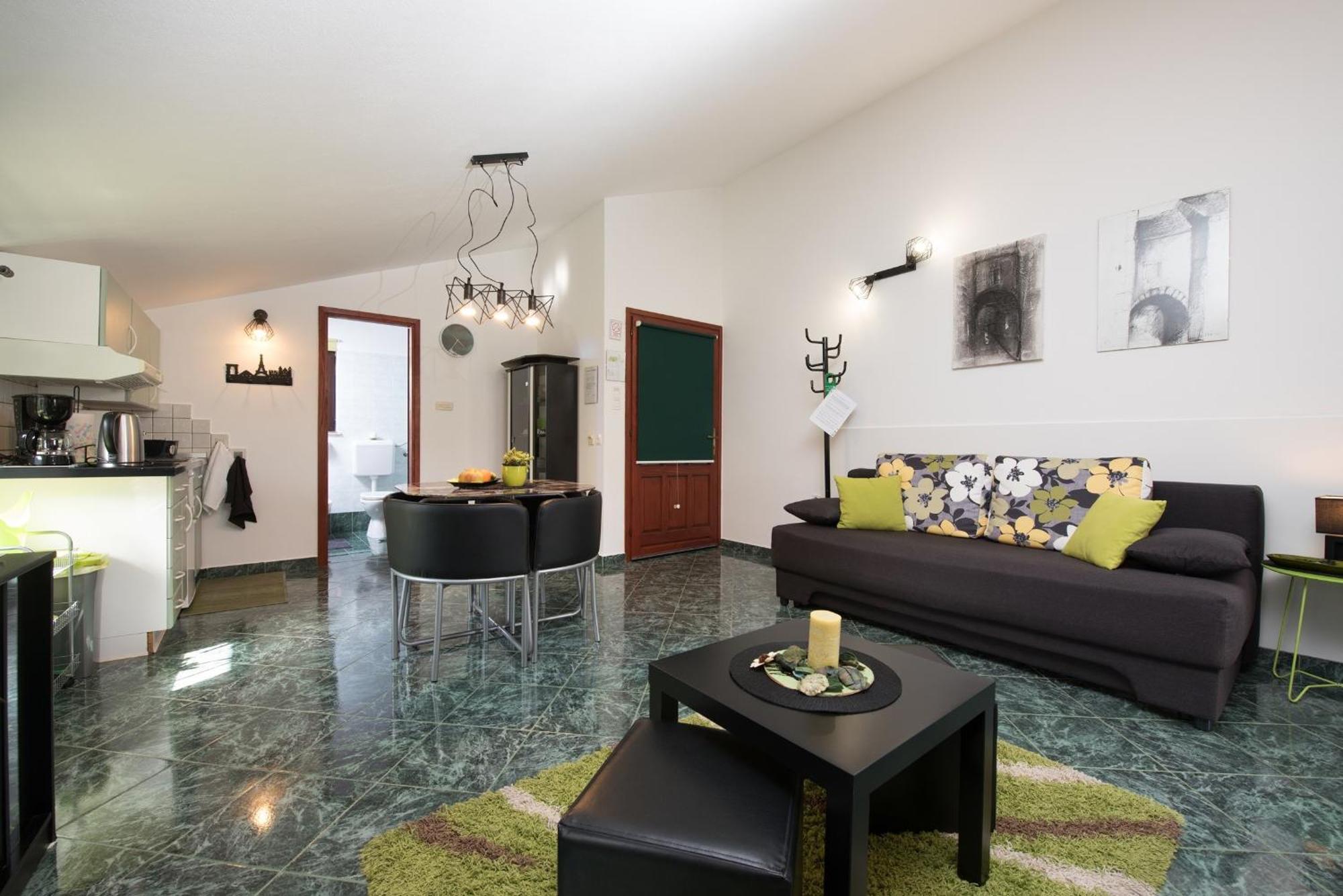 Apartments Villa Zara Lovran Eksteriør billede