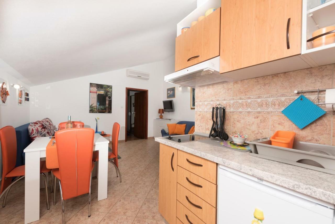 Apartments Villa Zara Lovran Eksteriør billede